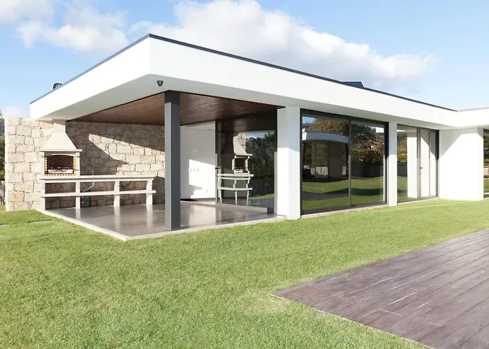 Elegant Near With Pool וילה ויירה דו מיניו