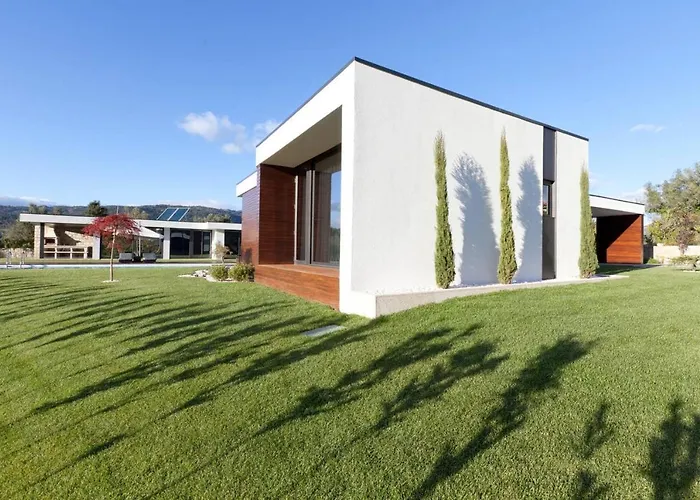 וילה Elegant Near With Pool