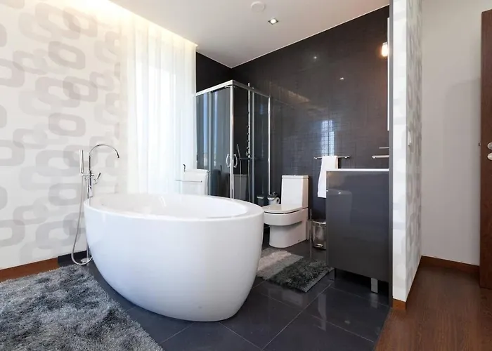 Elegant Near With Pool