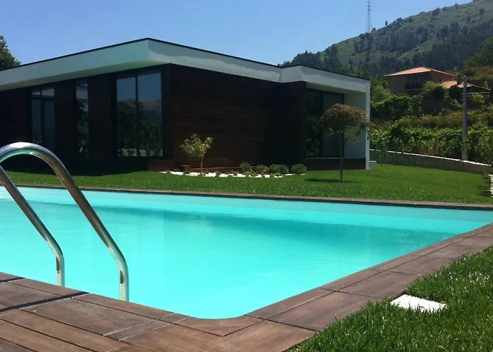 Elegant Near With Pool *